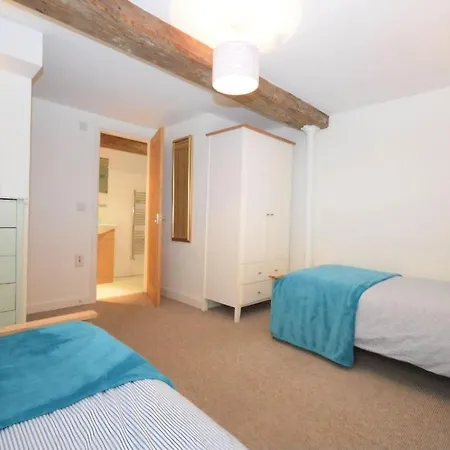 Apartment Lot 4, The Old Auction Rooms, With Parking *